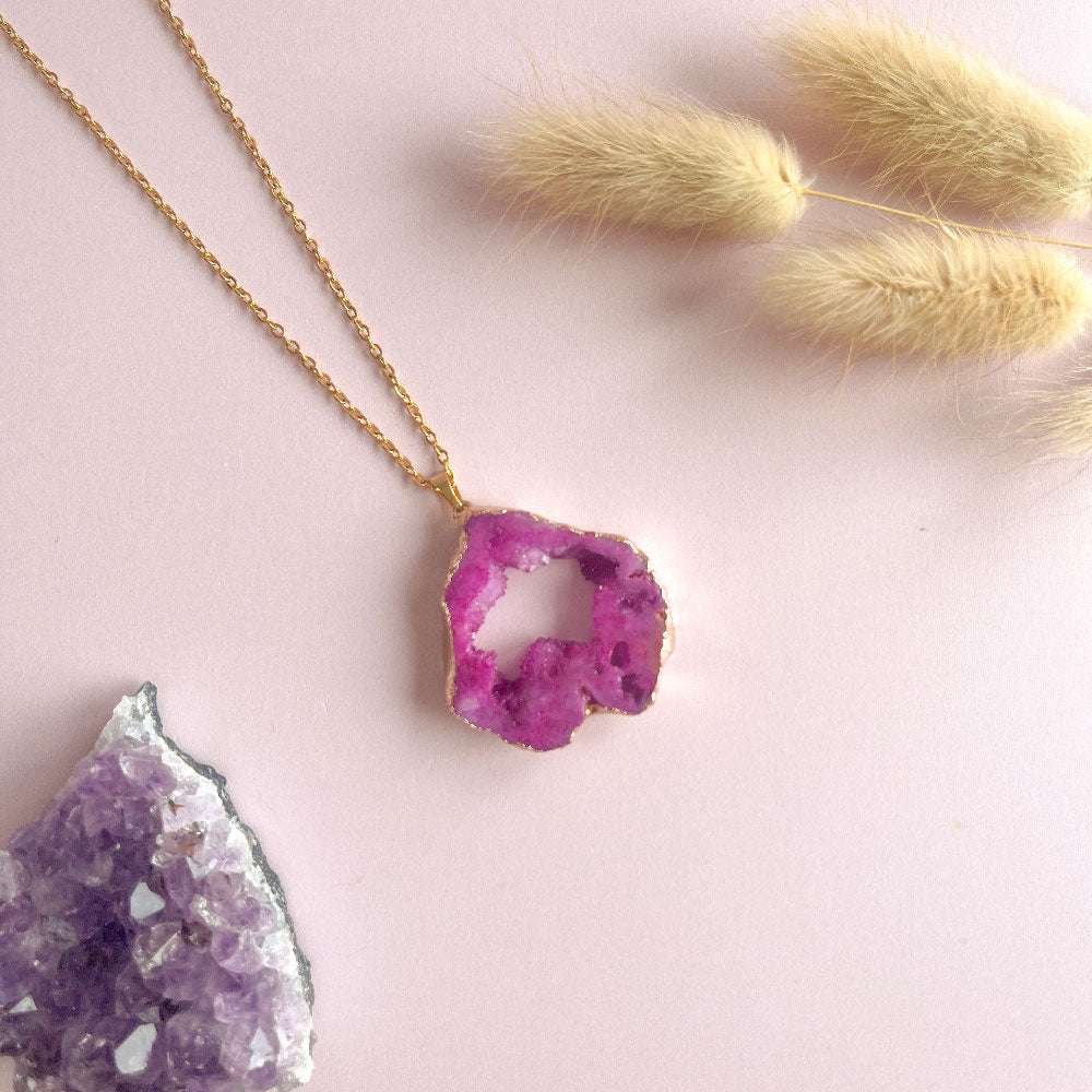 Druzy agaat ketting roze - goud (one of a kind)